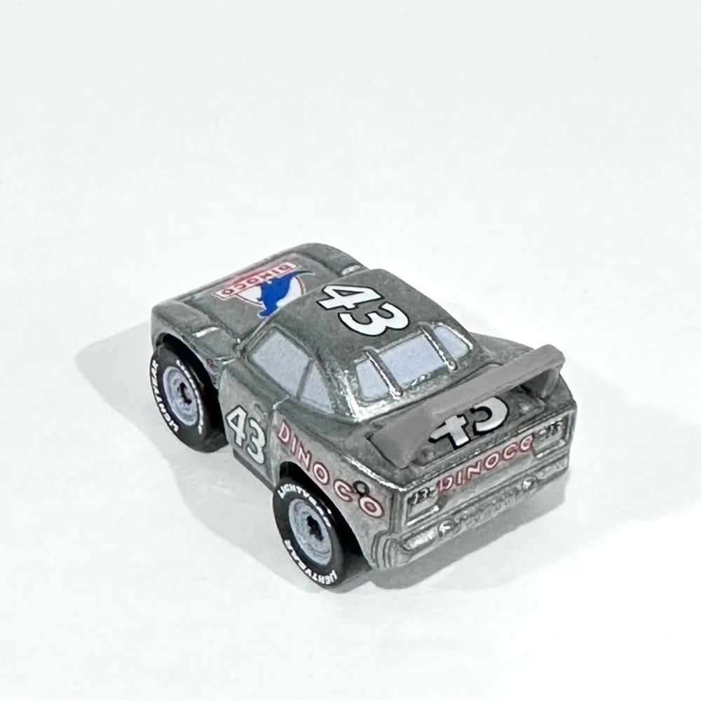Disney Cars Die-cast Mini Racers Metallic The King Strip Weathers 2017